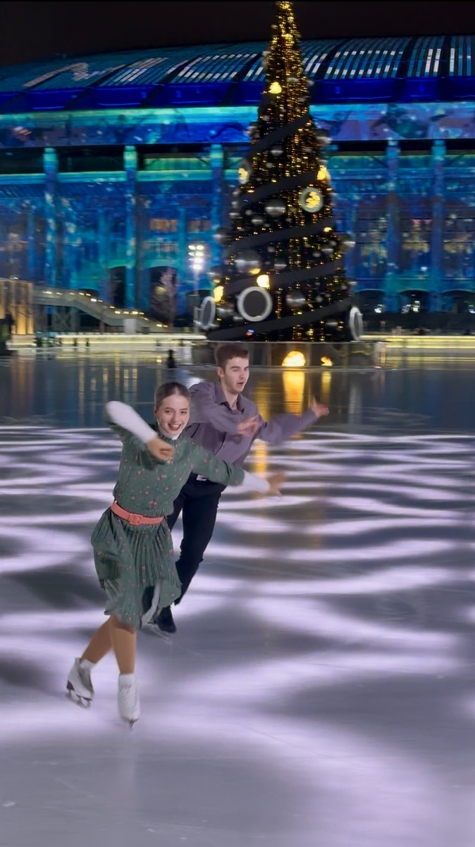 Фрагмент ледового шоу Ильи Авербуха