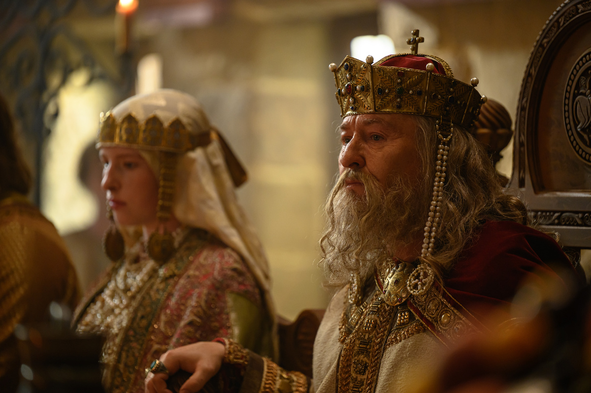 Сергей Безруков в фильме «Королева Анна». Фото:  телеканал «Россия»