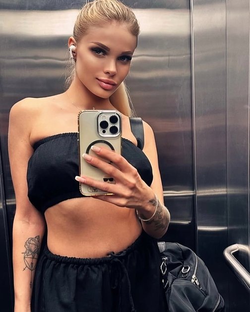 Листайте вправо, чтобы увидеть больше изображений