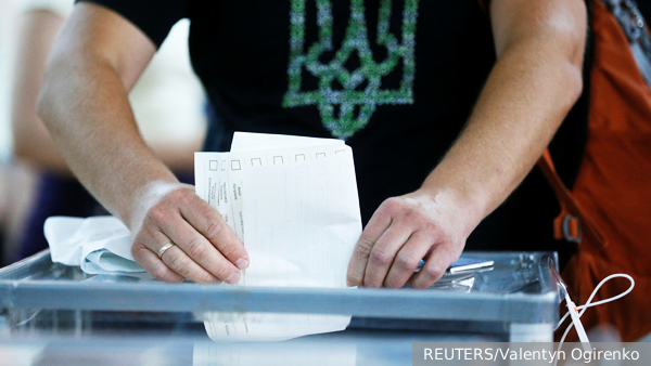     Фото: REUTERS/Valentyn Ogirenko   
 Текст: Валерия Городецкая