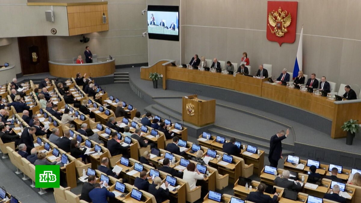    Госдума проводит служебное расследование    из-за    продажи мест на круглые столы