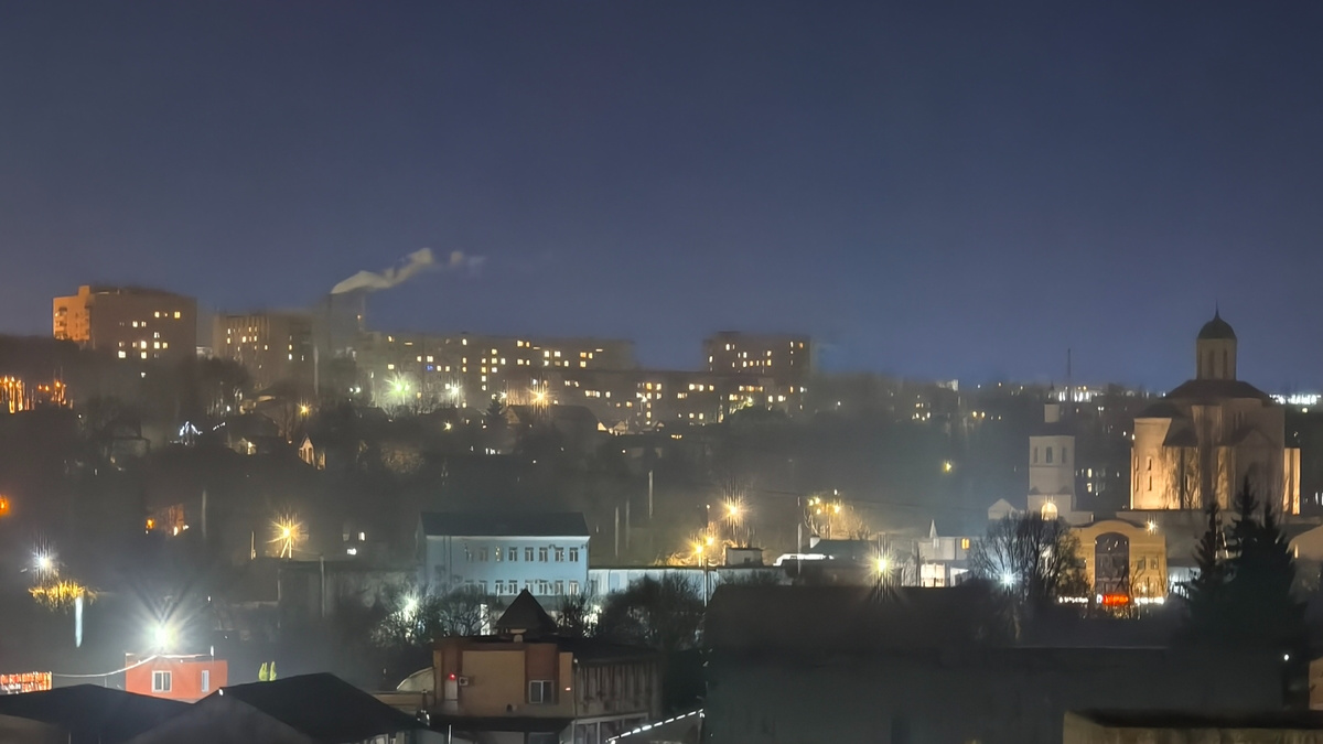 Вечерний город 