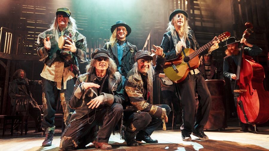 Листайте вправо, чтобы увидеть больше изображений