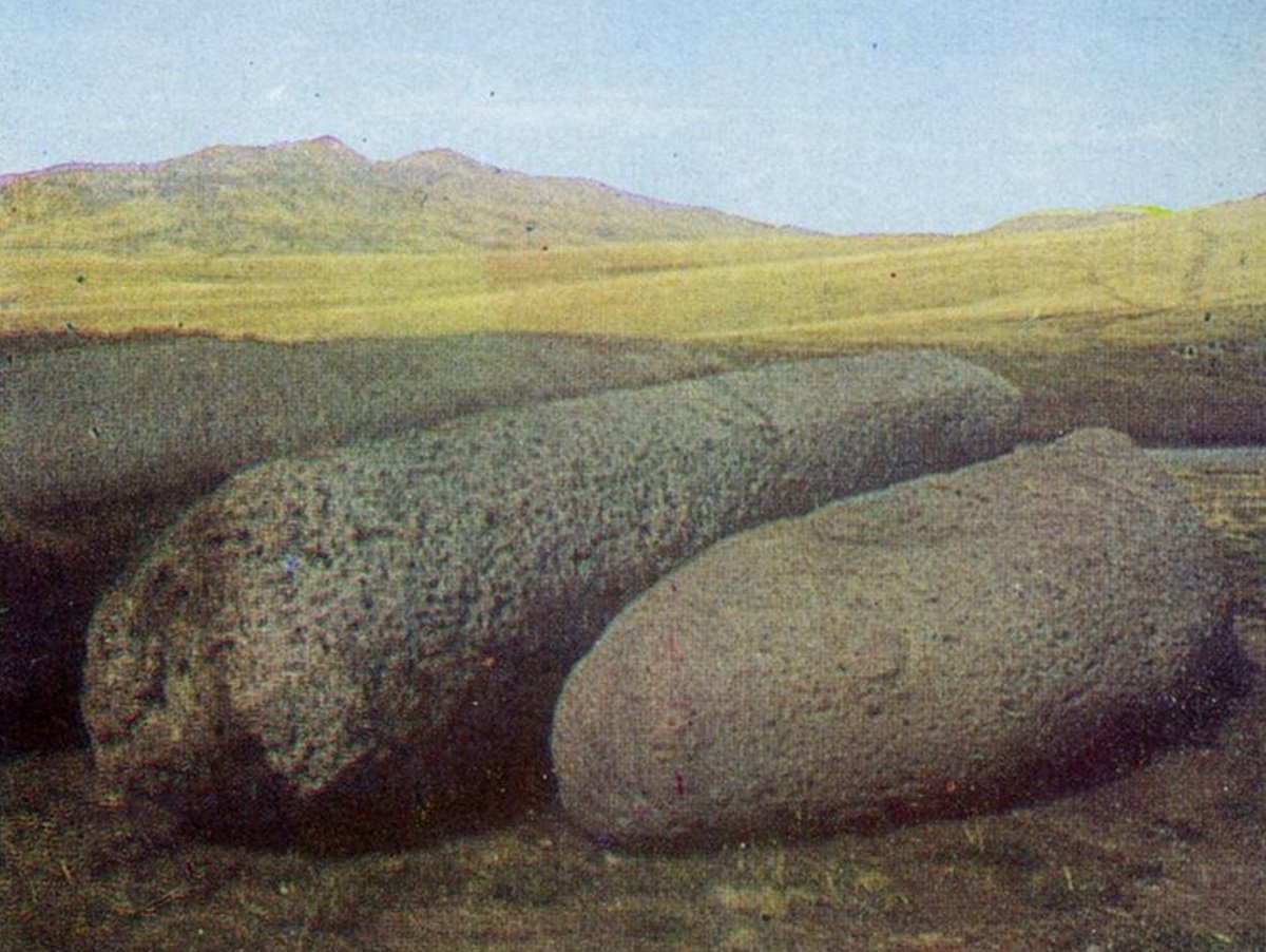 Армянские вишапы. 1970-е. Источник