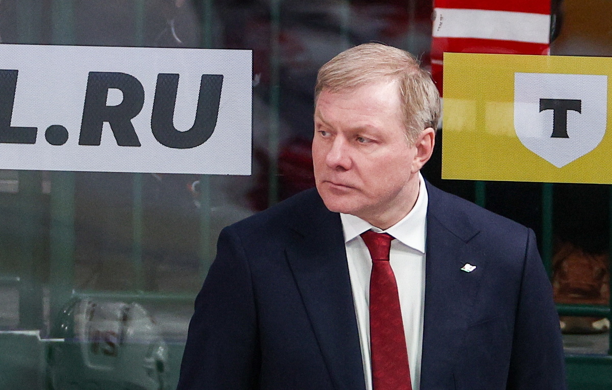    Главный тренер "Спартака" Алексей Жамнов  Егор Алеев/ТАСС