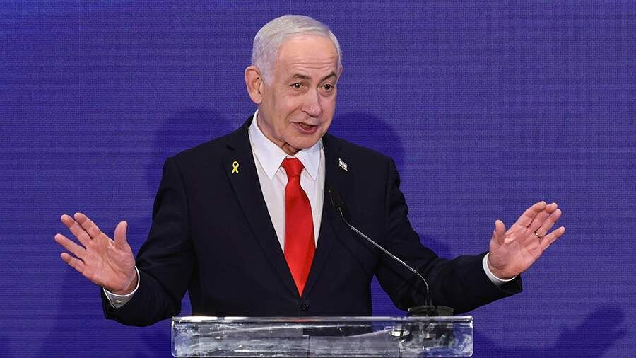    Фото: REUTERS/ABIR SULTAN