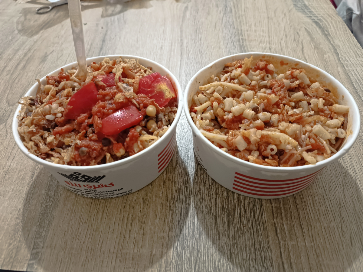 Египетский кошари с одной из улиц Хургады