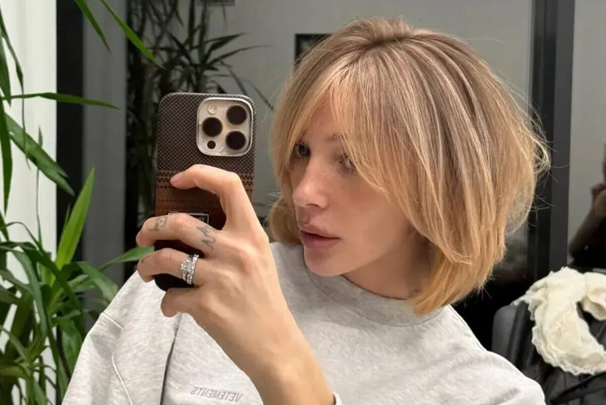    Настя Ивлеева Социальные сети