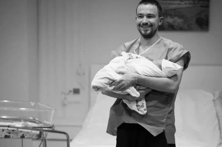    Александр Петров с сыном. Фото: соцсети