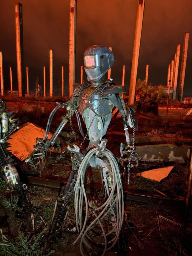 Фото: Аварийно-спасательный центр📷
📷
📷
