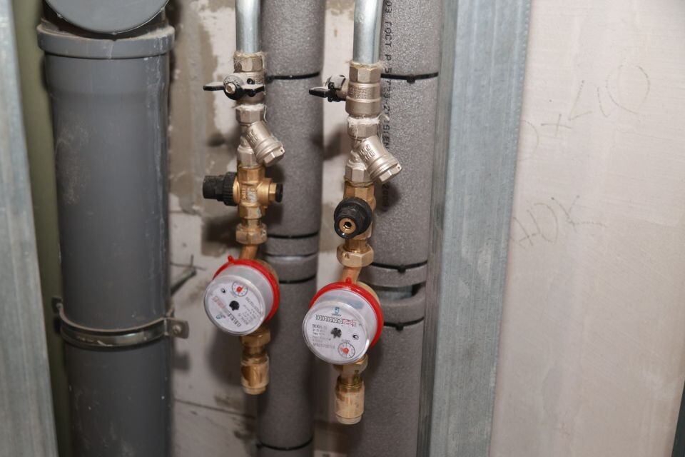    Вручение ключей от квартир в доме на ул. Папанинцев, 143/145 . Источник: Олег Укладов