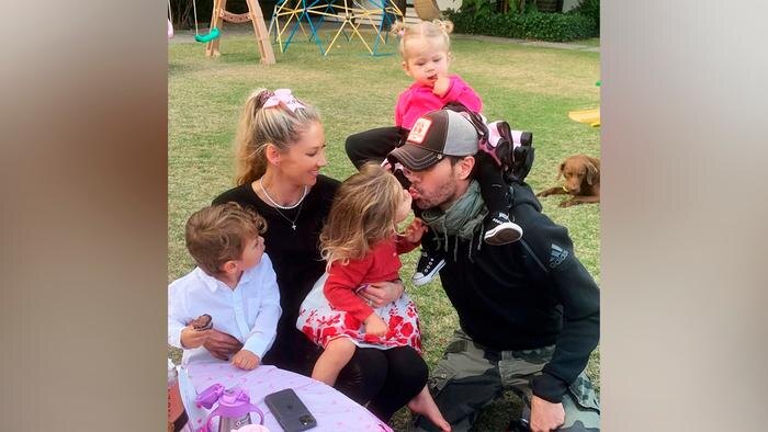 Обложка © Instagram (признан экстремистской организацией и запрещён на территории Российской Федерации) / annakournikova