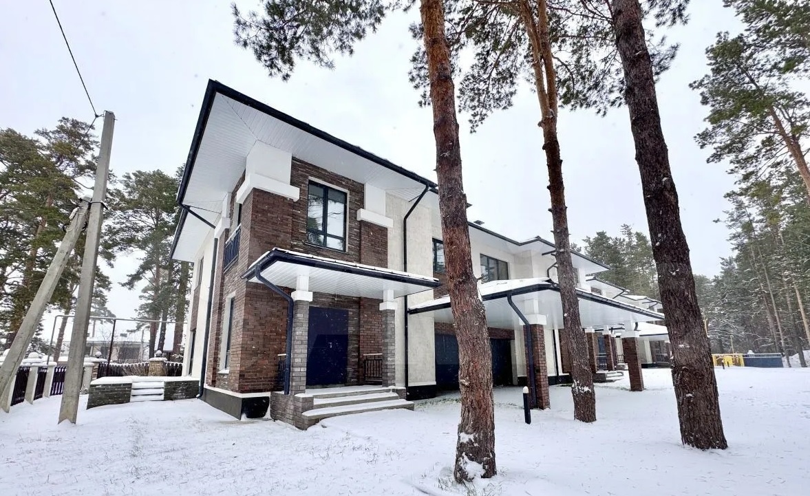 Таунхаусы на ул. Фомина, 142 в Барнауле