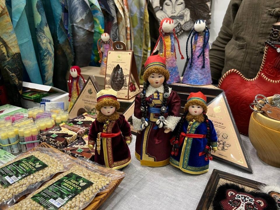    Мастера Республики Алтай на выставке в Москве. Источник: altai-republic.ru