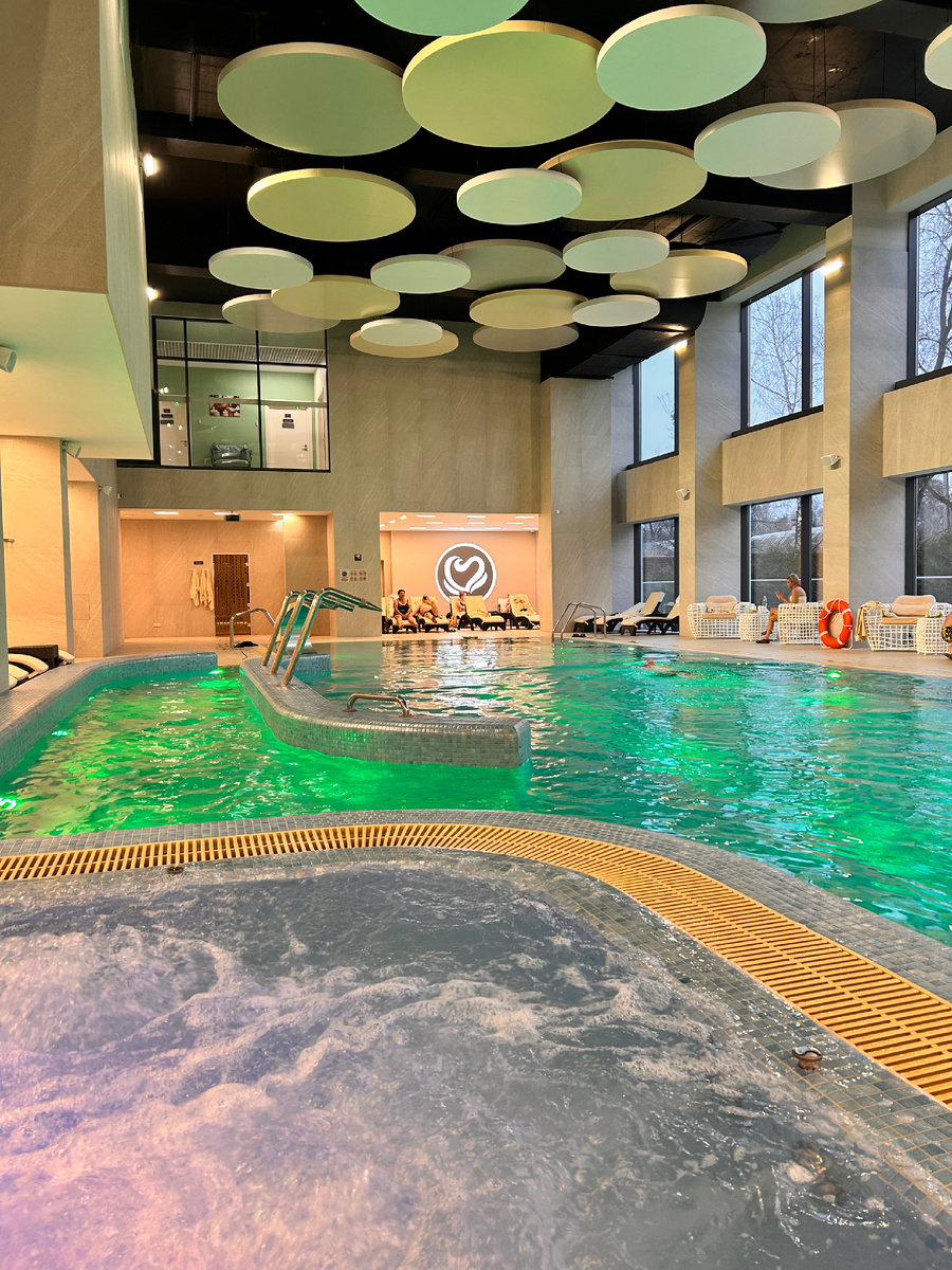 Бассейн в санатории