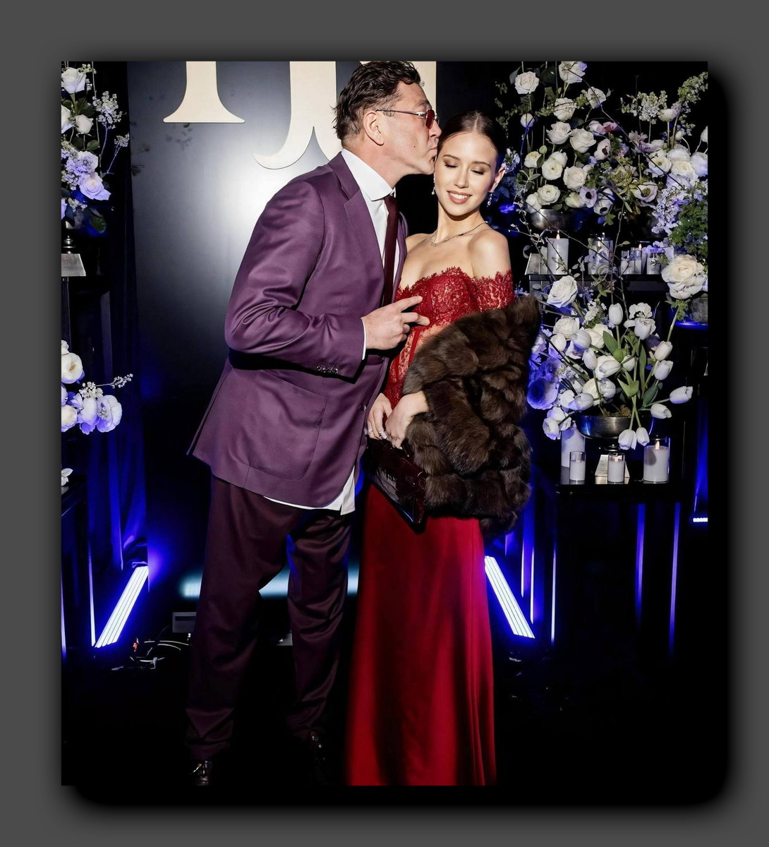 63-летний Лепс и 19-летняя Аврора