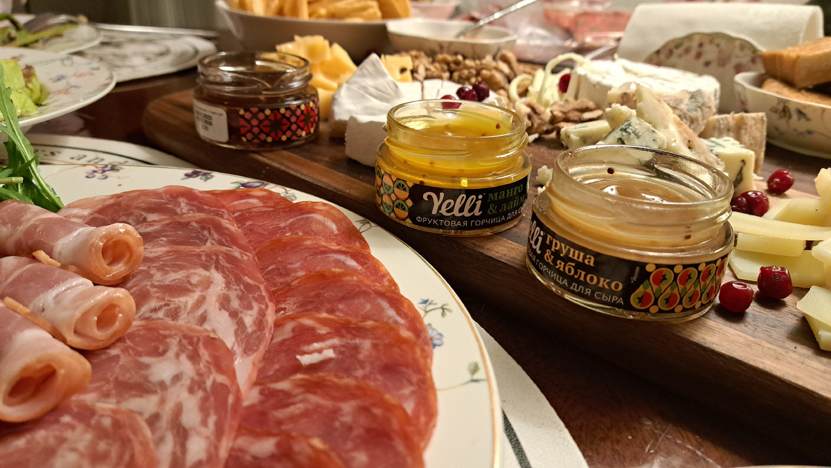 Фруктовая горчица для сыра