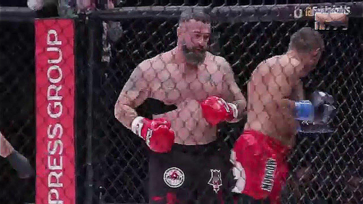 Это было забавное "хлесталово" от которого хотелось зевать.