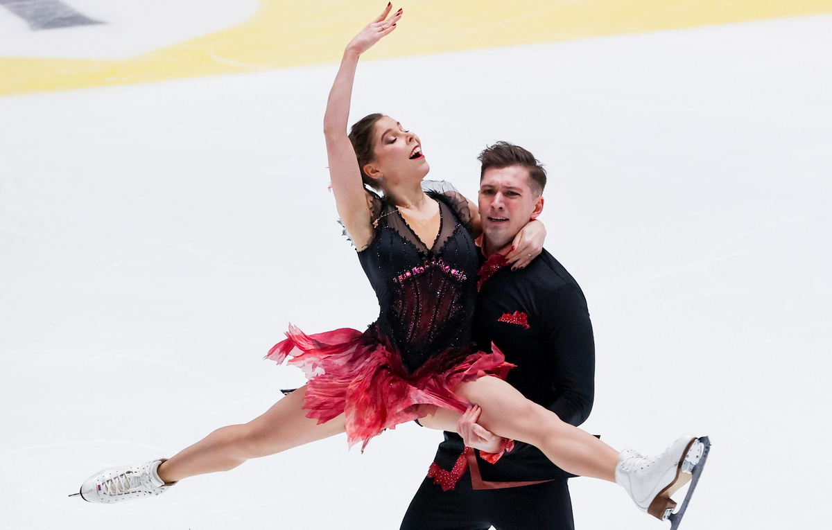    Анастасия Мишина и Александр Галлямов  Александр Демьянчук/ТАСС