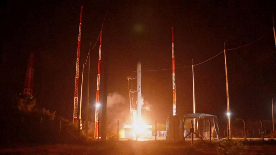     Первая частная космическая ракета Южной Кореи разбилась после старта REUTERS/Innospace