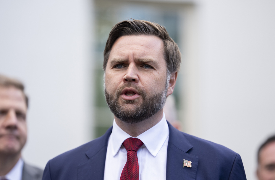    Aaron Schwartz — Pool via CNP/Keystone Press Agency/Global Look Press