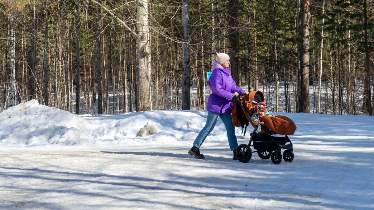    Пособия на детей до 17 лет в 2026 году   1MI