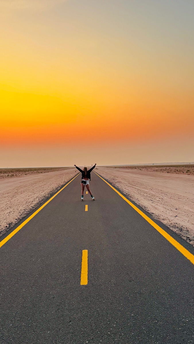 Закат 🌅 трасса Al Qudra😍