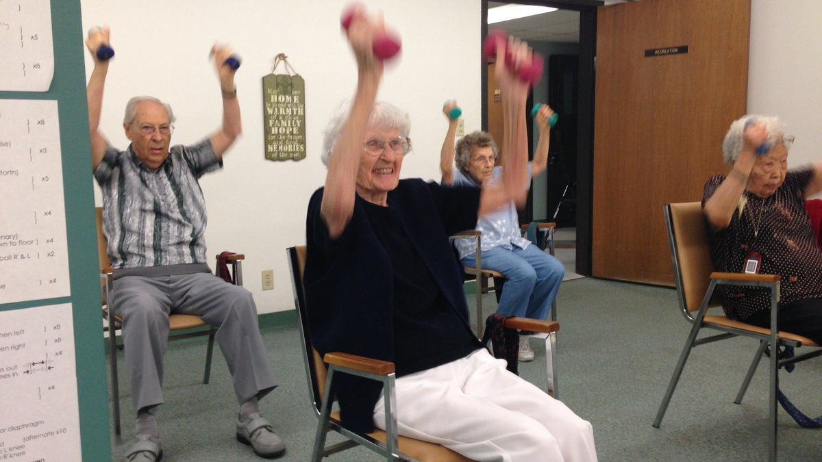 Они фанаты движения, и возраст не помеха