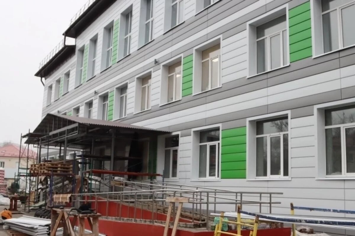    Новый подрядчик оживил капитальный ремонт школы №42 в Брянске