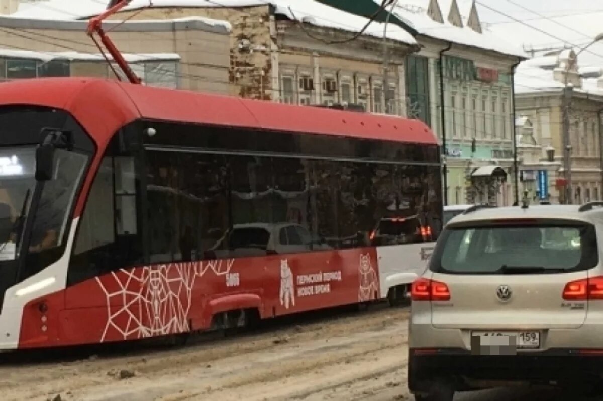    В Перми 4 трамвайных маршрута сократили из-за сошедшего с рельсов вагона