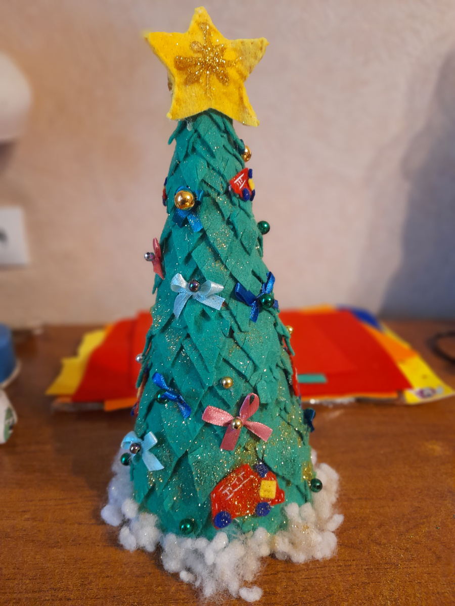 Ёлочка для МЧС с пожарным машинками