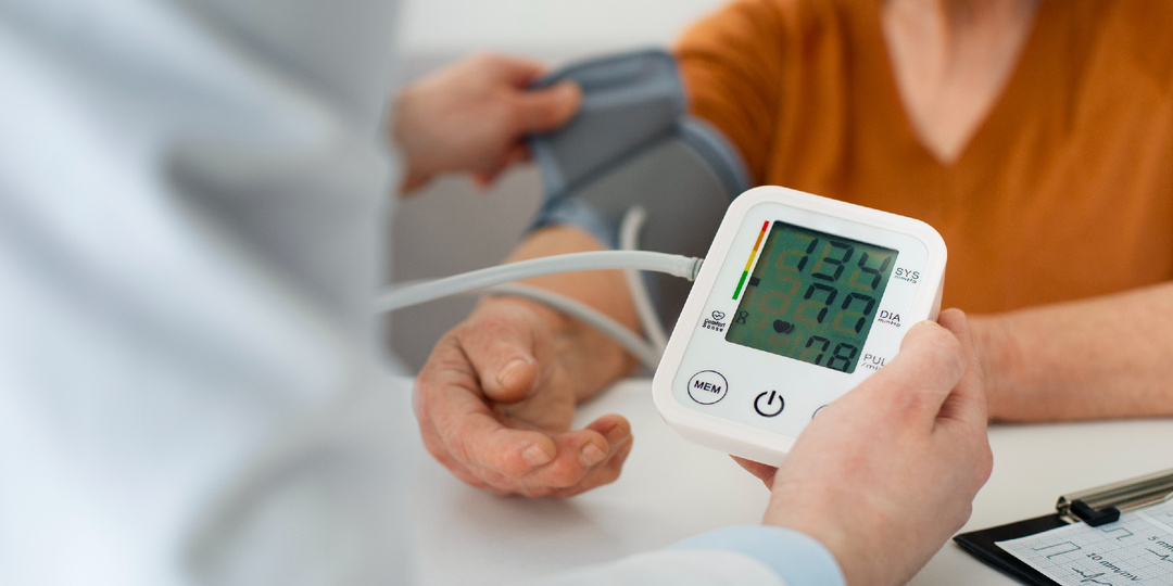 Мифы о частом измерении давления: что правда, а что нет