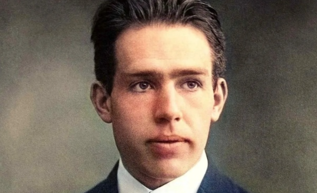 Вероятно, история была с другим студентом. А это Нильс Бор