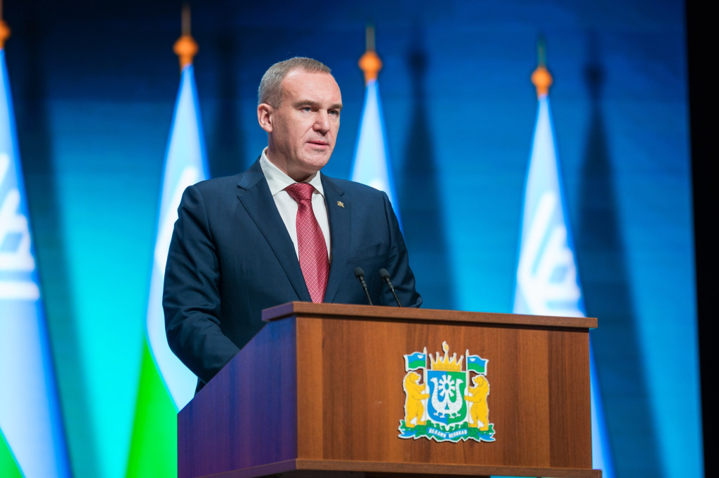    Губернатор Югры Руслан Кухарук выступил с ежегодным посланием, назвав югорчан «современными первопроходцами»