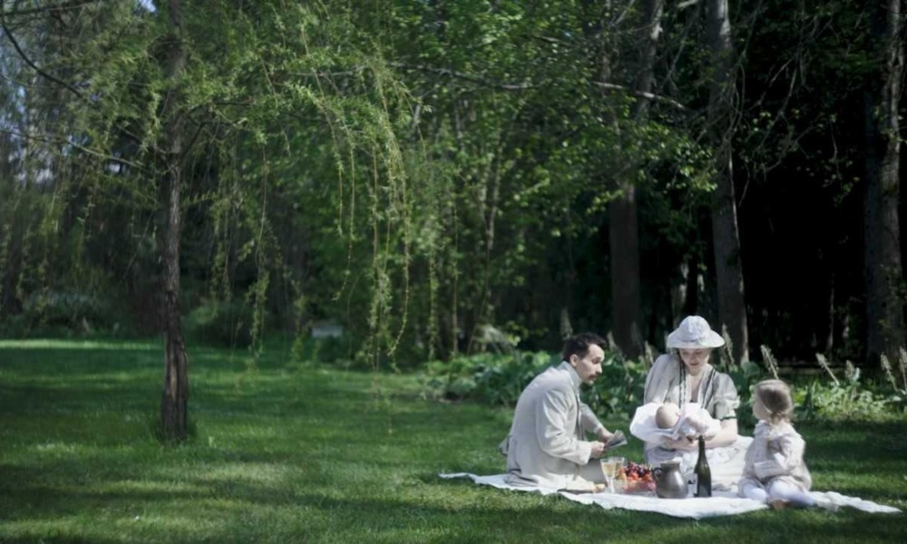 Реконструкция сцен мирной жизни в фильме «Письма из похода к Цусиме»

