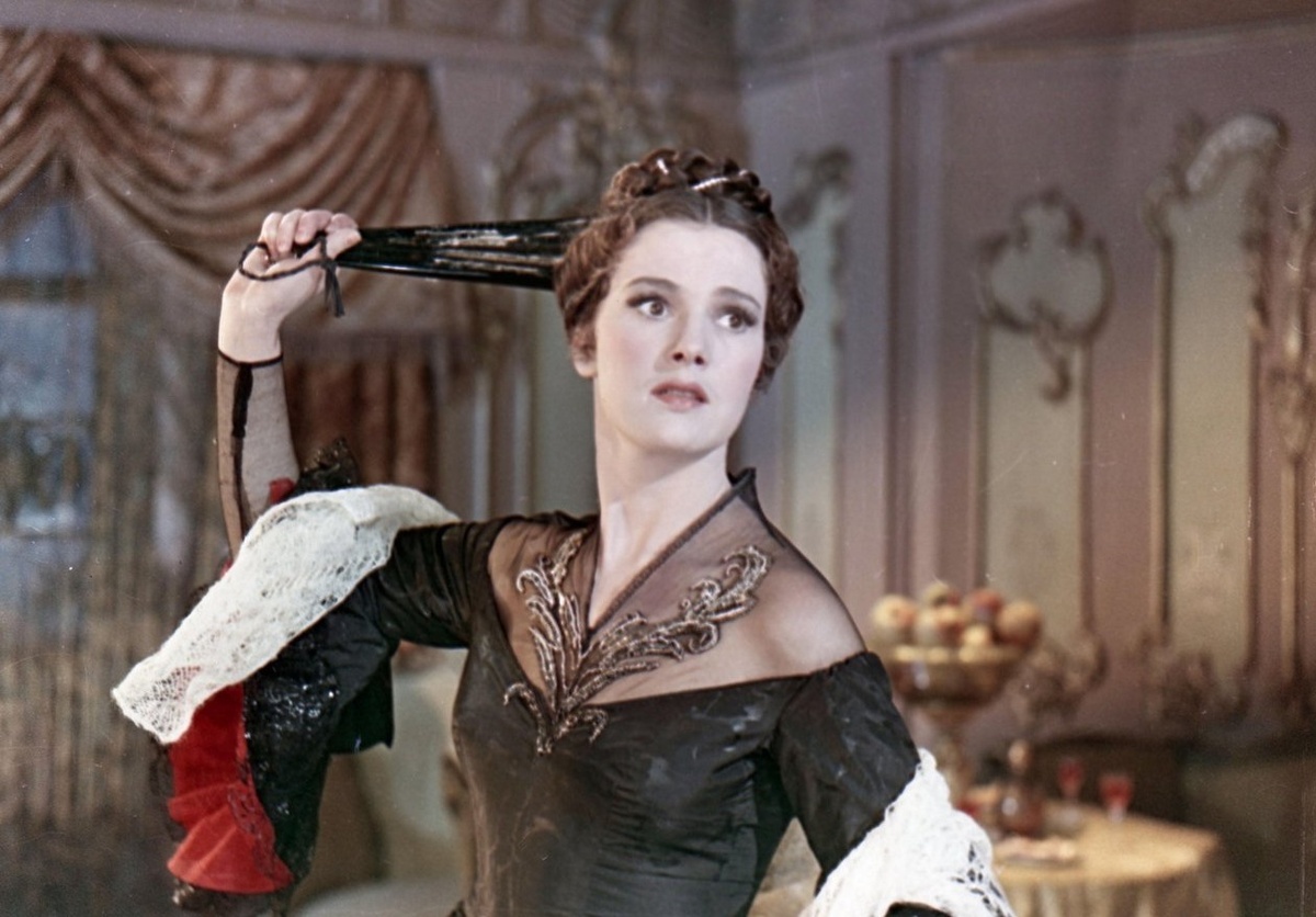 Юлия Борисова