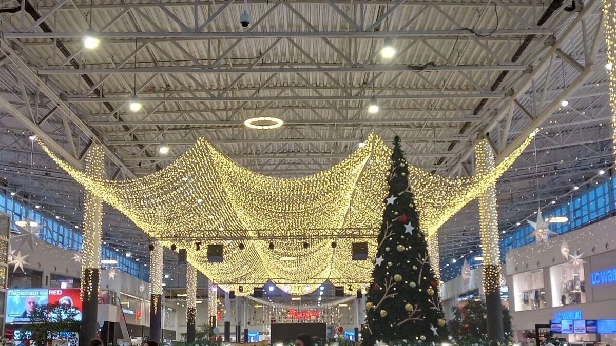    В Новый год омские ТЦ меняют расписание   gorod55.ru