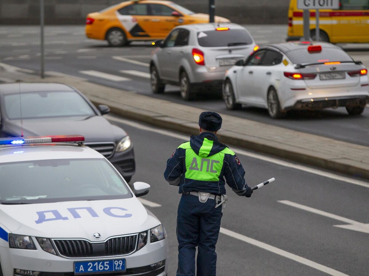    Сотрудник ДПС | © РИА Новости / Мария Девахина