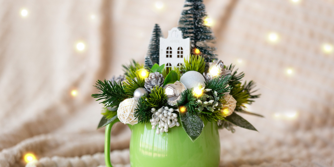 Чем украсить комнату и праздничный стол: 10 идей