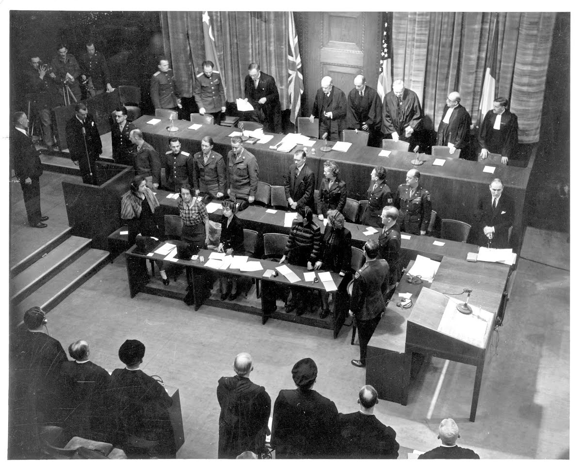 Фото, зесь и далее: https://museums.nuernberg.de/fileadmin/mdsn/images/content/Memorium/Service/Fremdsprachen_Seiten/fuehrungen-fremdsprachen.jpg