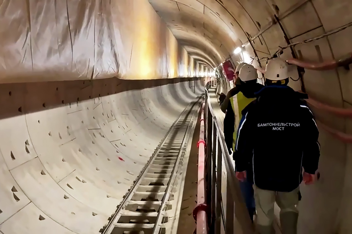     На сегодня пройдена четверть от всей необходимой проходки тоннелей. Уже понятно, что, как заявлялось изначально, к 2026 году Красноярский метротрам запустить не успеют