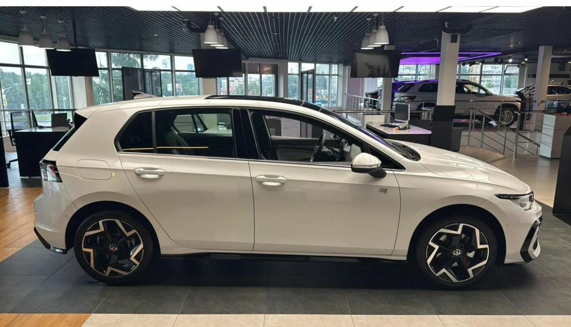 В РФ начали продавать очень популярный в Европе хэтчбек. Источник иллюстрации - auto.ru