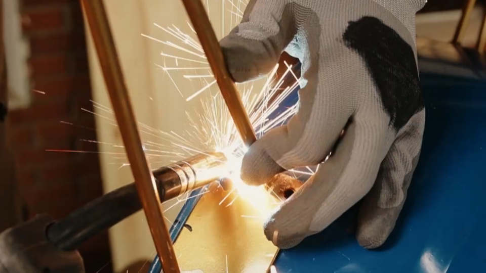 ФОТО: Кадр из программы "Самая народная программа", РЕН ТВ