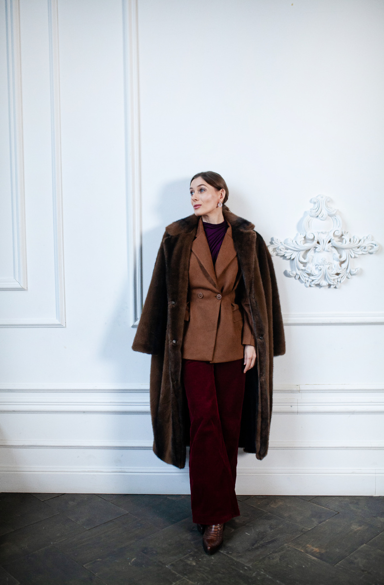 Алена Калистратова. Стилист, исследователь моды. Услуги и цены: alenakalistratova.ru

