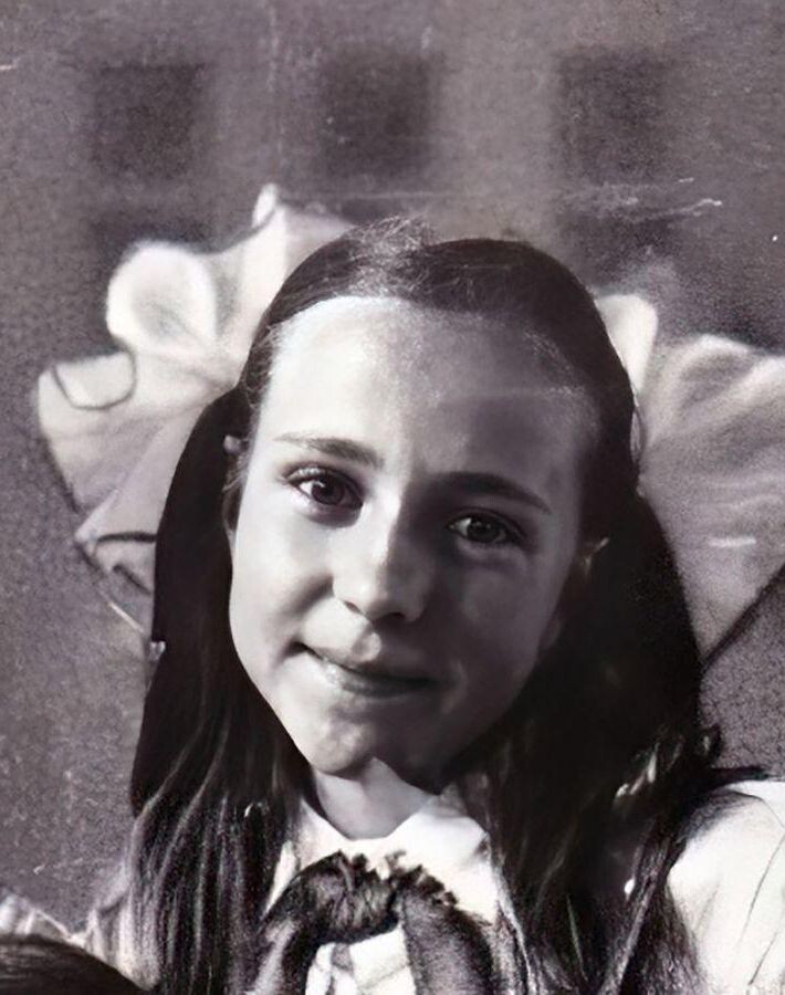 Лена Василёк в детстве.