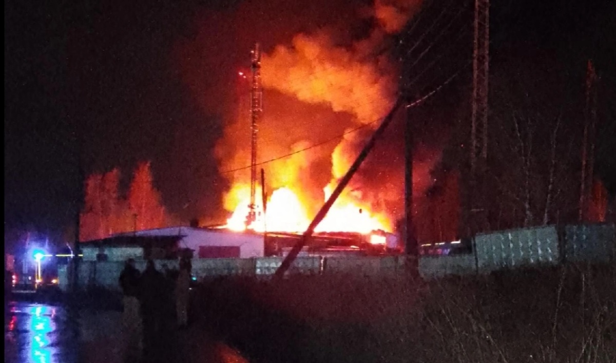 9 декабря Екатеринбург - 150 м². ФОТО: читателя E1.ru