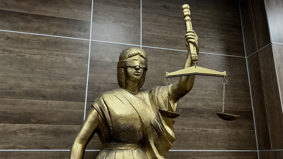    Анна Сальникова