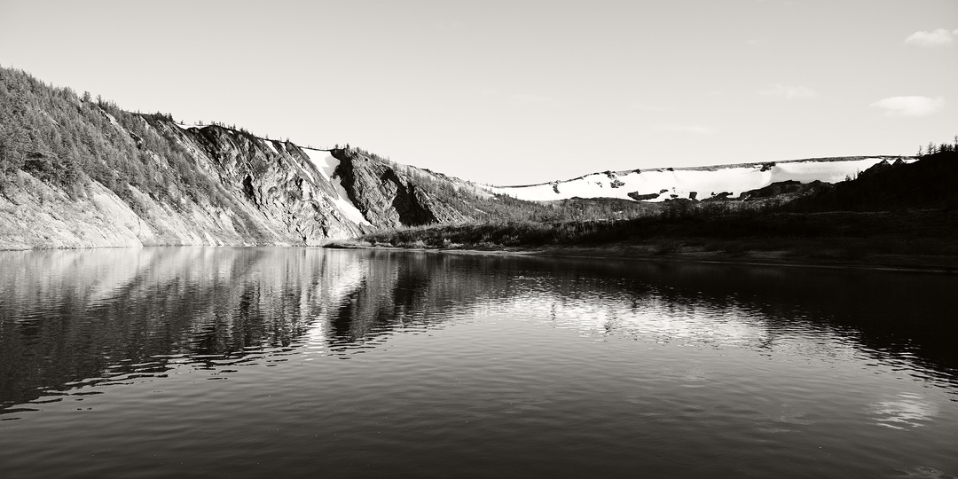 Красоты Великой Реки Лены без цветовой дифференциации штанов