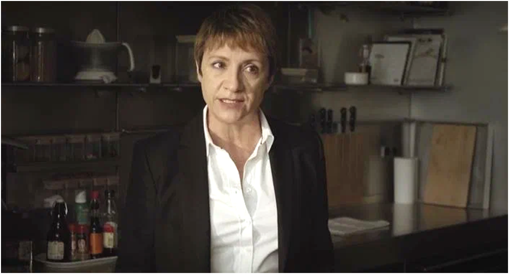 Алисия Кастро (Бланко Портилльо), кадр из сериала "Я знаю, кто ты" / Sé quién eres (2017, Испания)