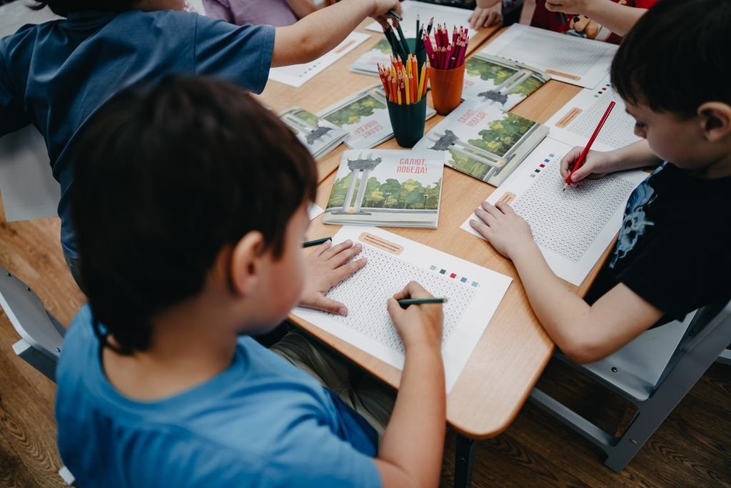     В Оренбурге презентуют детскую книгу о Великой Отечественной войне Оренбуржье
📷    В Оренбурге презентуют детскую книгу о Великой Отечественной войне Оренбуржье
